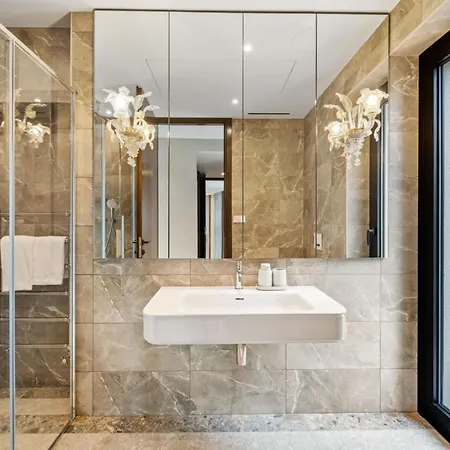 Gabi - Luxury Villa, Сала-Комачина
